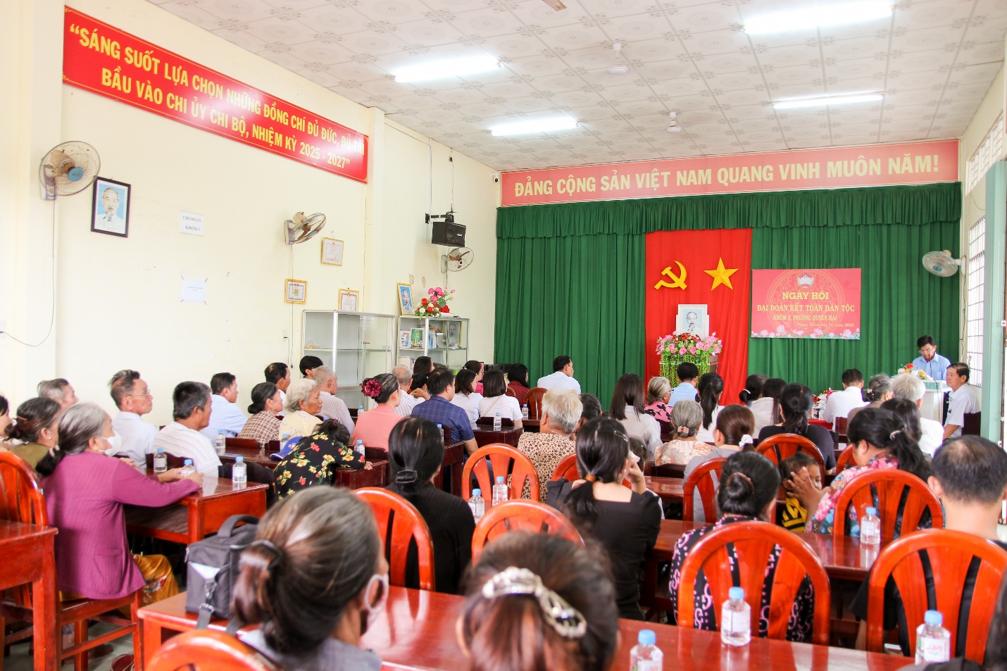 Khóm 3 phường Duyên Hải tổ chức ngày hội Đại đoàn kết toàn dân tộc năm 2025