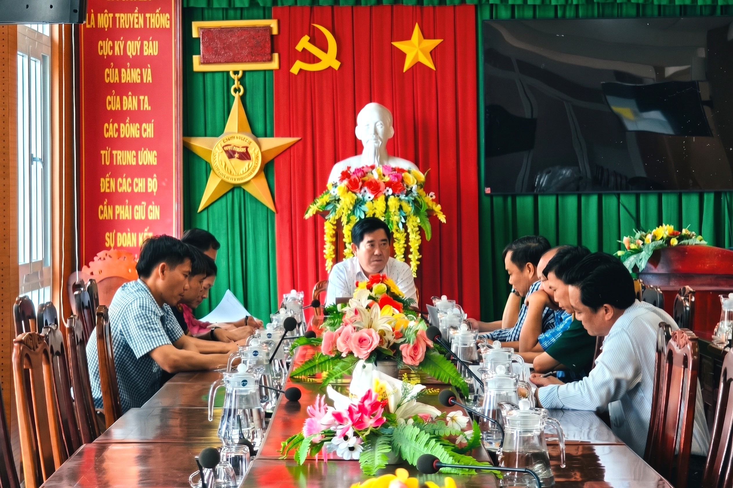 Phường Duyên Hải họp Ban Chỉ đạo 57, đẩy mạnh chuyển đổi số và “họp không giấy” từ tháng 4