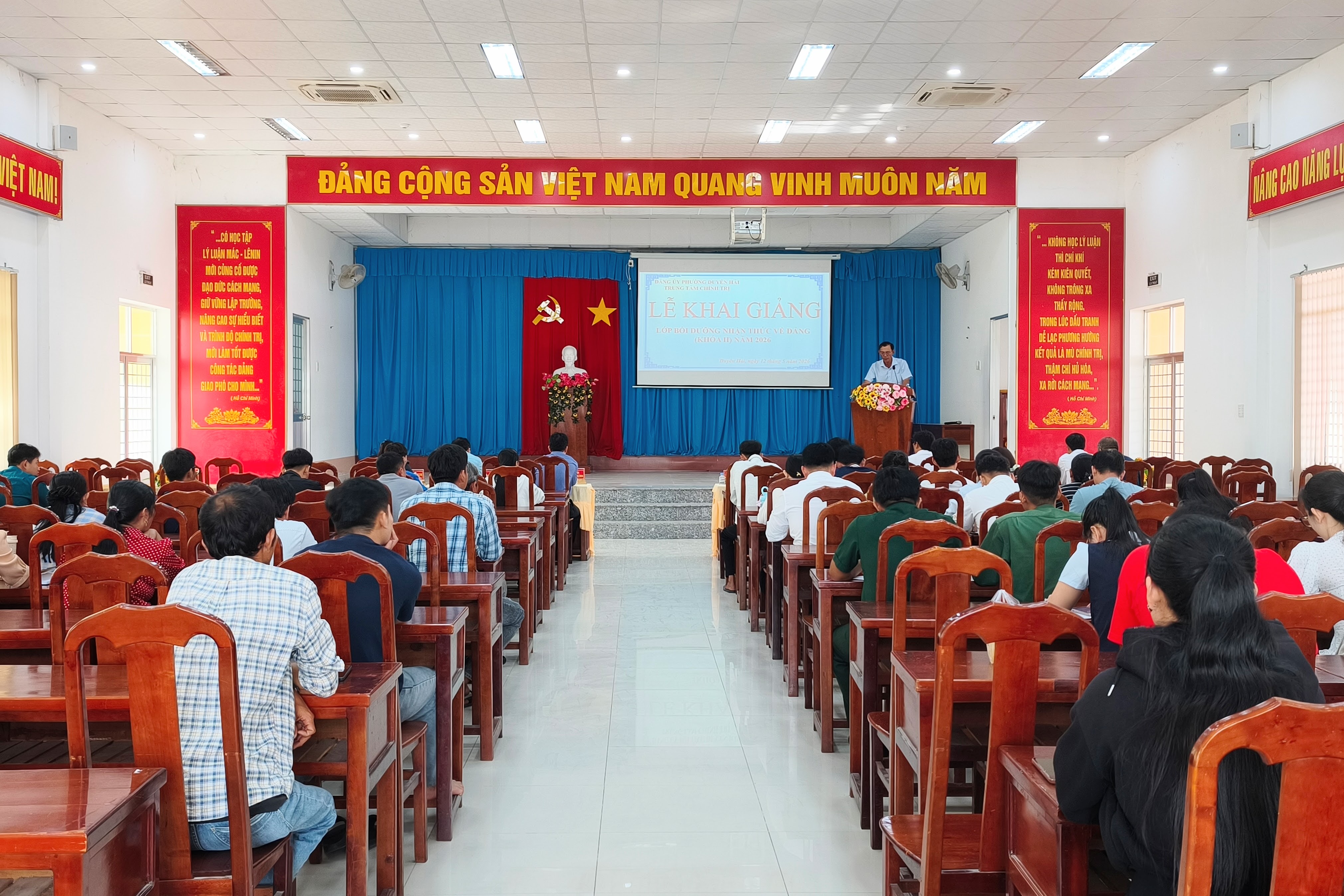 Phường Duyên Hải khai giảng lớp bồi dưỡng nhận thức về Đảng khóa II năm 2026