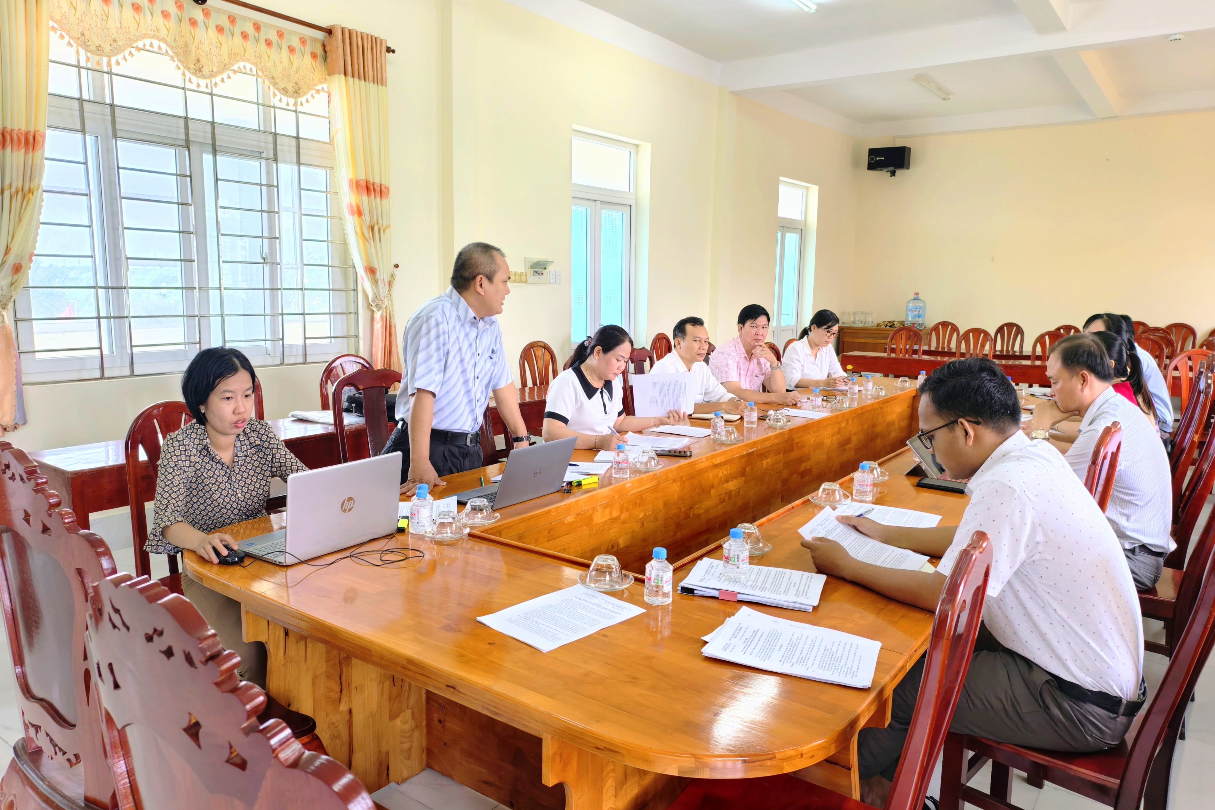 Sở Y tế tỉnh Vĩnh Long kiểm tra, giám sát việc thực hiện chính sách bảo trợ xã hội tại phường Duyên Hải